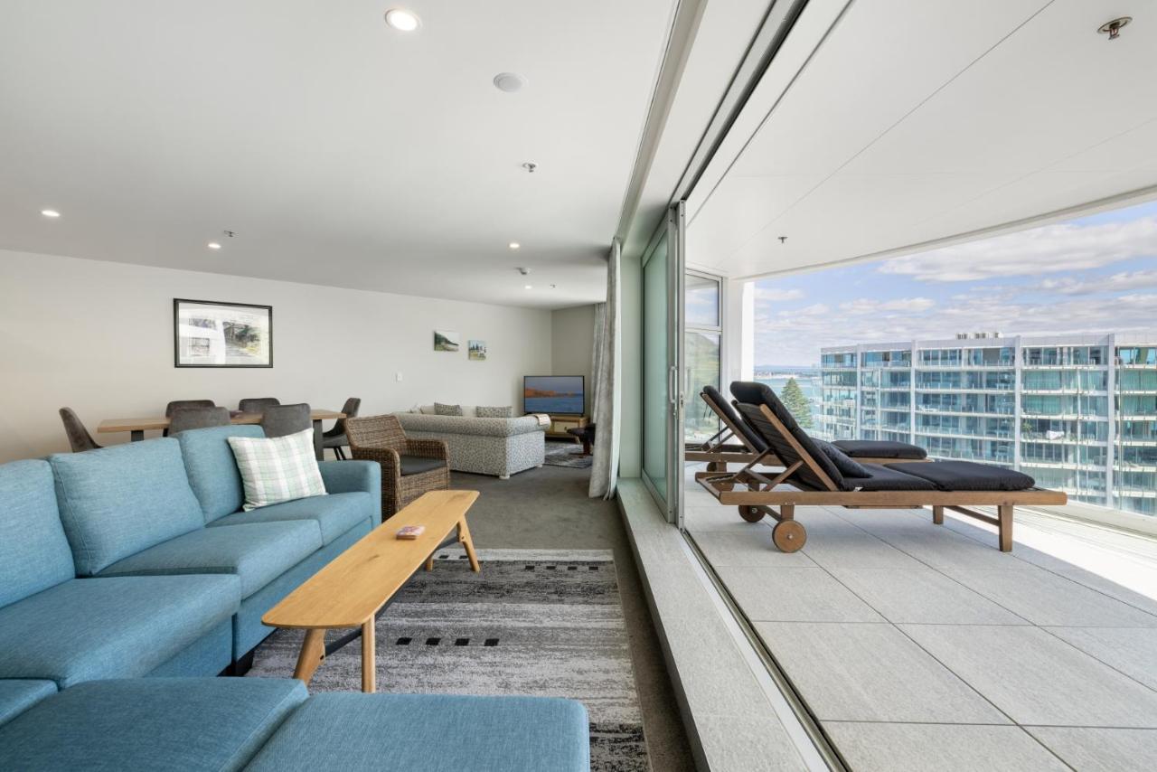 Oceanside Apartment With Iconic Views Mount Maunganui Kültér fotó