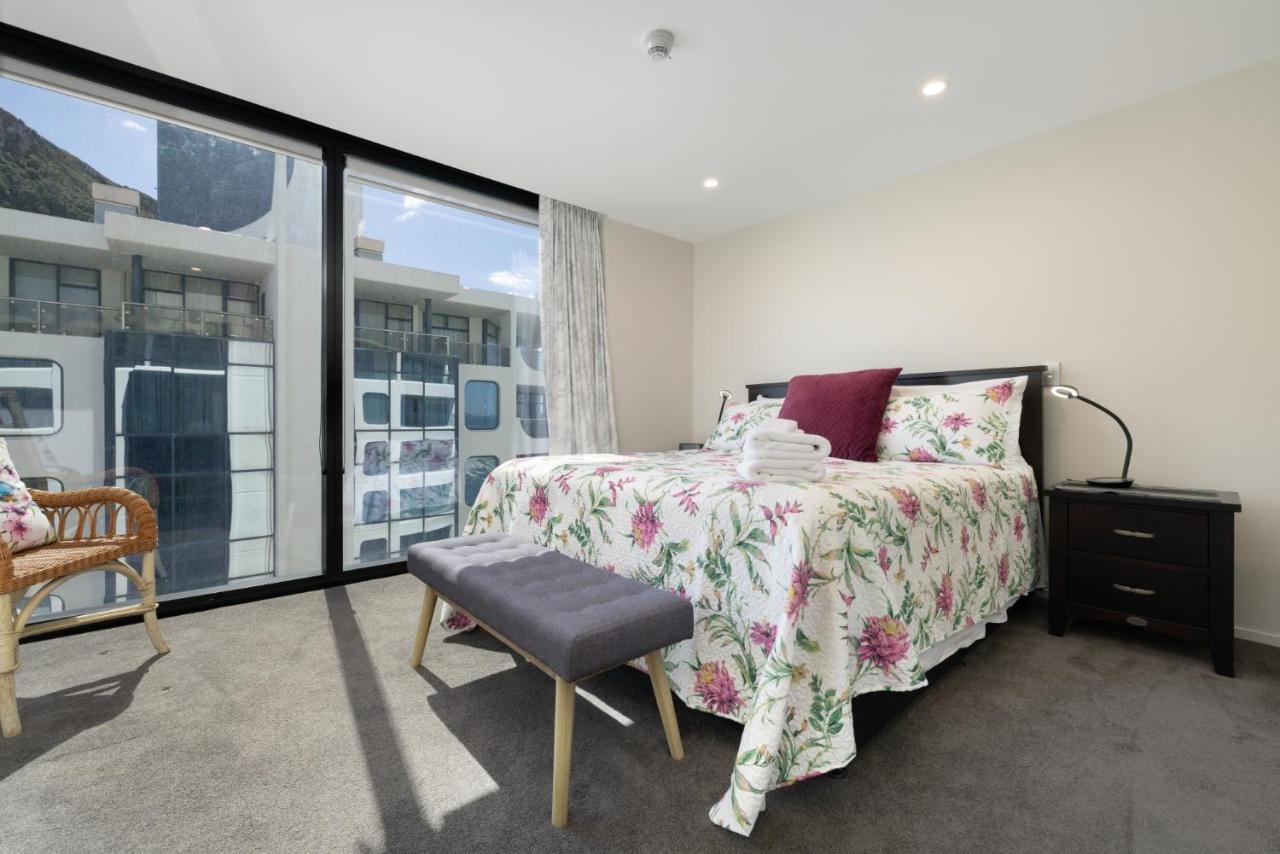 Oceanside Apartment With Iconic Views Mount Maunganui Kültér fotó
